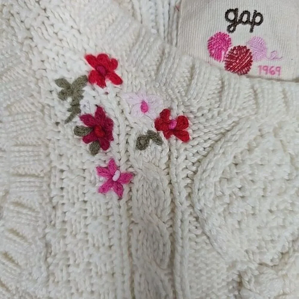 Gap Sweater Vest Toddler Girls 18-24 Cream Floral Cable Knit‎ Cozy Warm Holiday